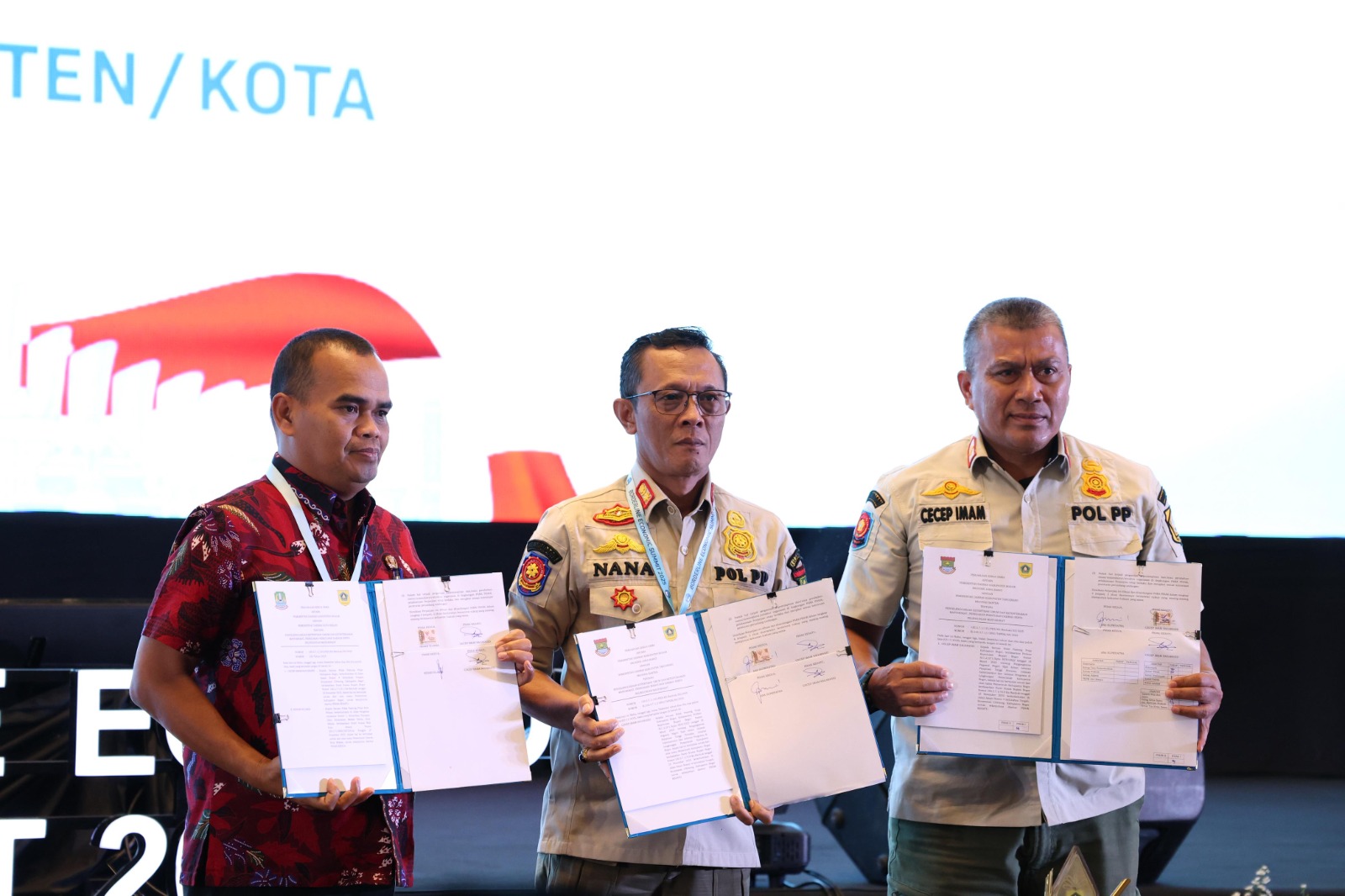 WhatsApp Image 2025-12-04 at 10-12-00 (1)